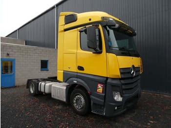 Tractor unit Mercedes-Benz Actros 1842 STREAMSPACE: picture 1