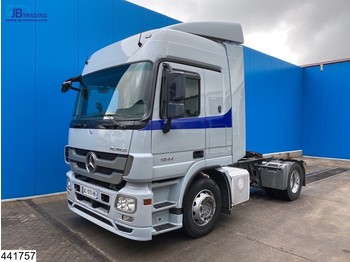 Tractor unit Mercedes-Benz Actros 1844 Retarder