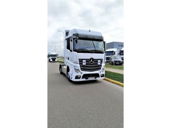 Tractor unit Mercedes-Benz Actros 1845 Big Space: picture 1