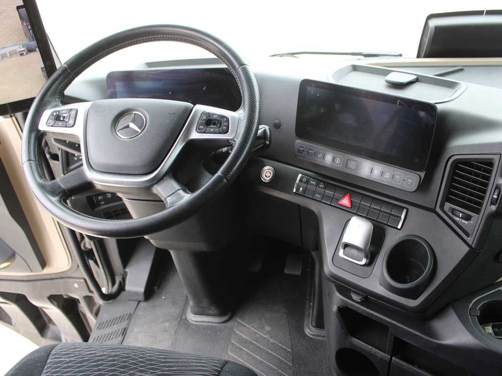 Tractor unit Mercedes-Benz Actros 1848, EURO 6, NAVIGATION