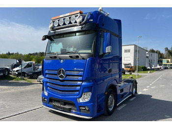 Tractor unit MERCEDES-BENZ Actros 1863