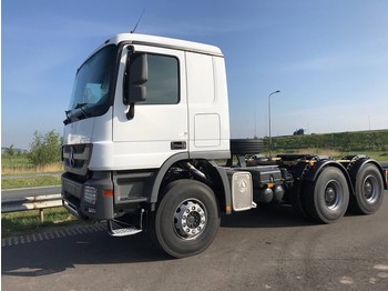 Tractor unit Mercedes-Benz Actros 3340 S 6x4 Tractor Head EURO 2: picture 1