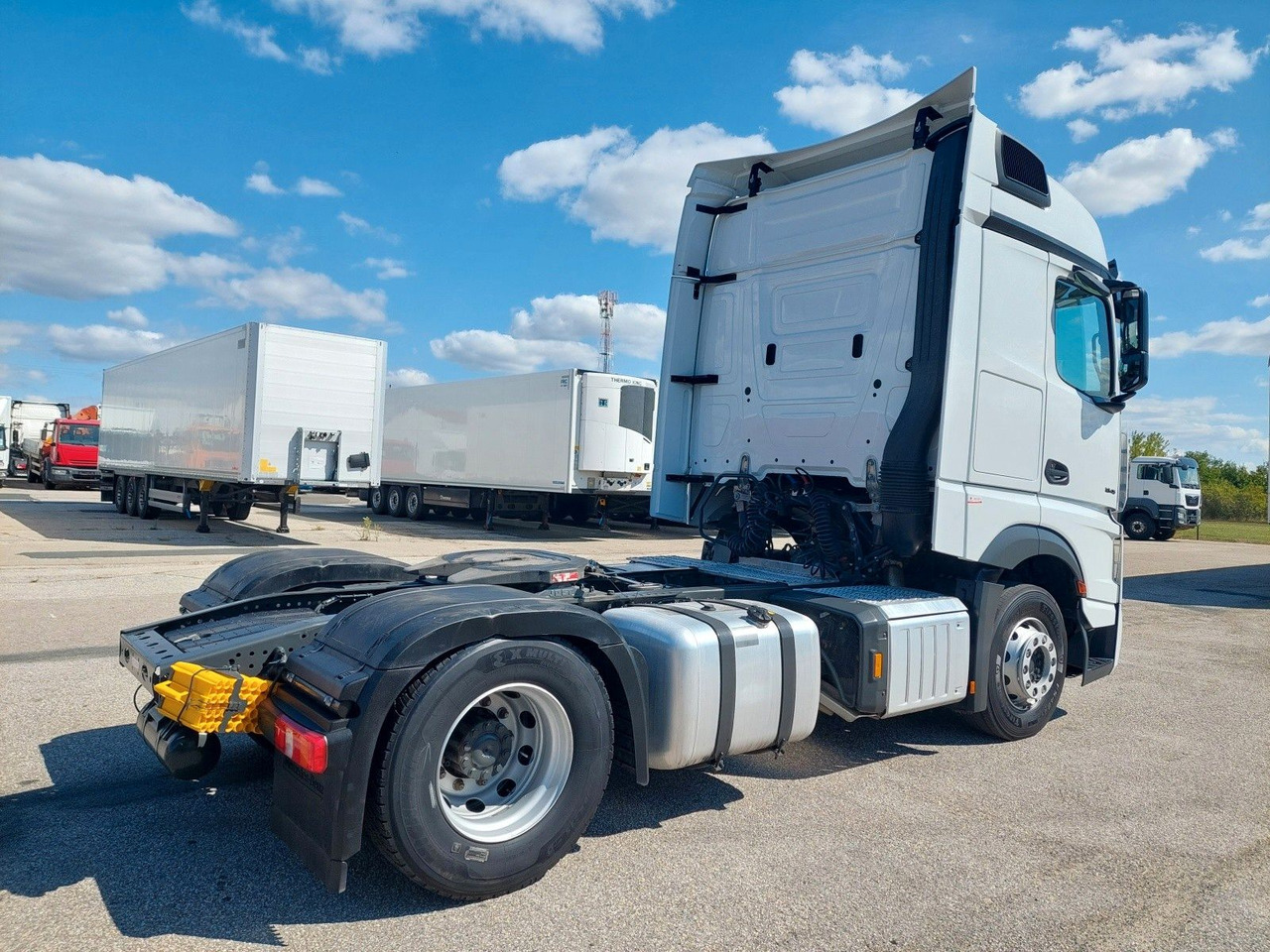 Tractor unit Mercedes-Benz Actros 5 1845 LS BigSpace 4x2
