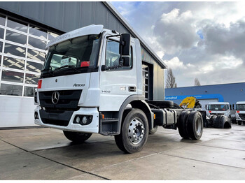 New Tractor unit Mercedes-Benz Atego 1418: picture 1