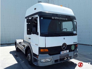 Tractor unit Mercedes-Benz Atego 823 6 cylinder Airco: picture 1