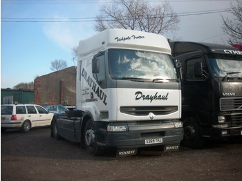 Tractor unit RENAULT 385: picture 1