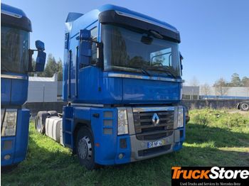 Tractor unit RENAULT MAGNUM 4x2
