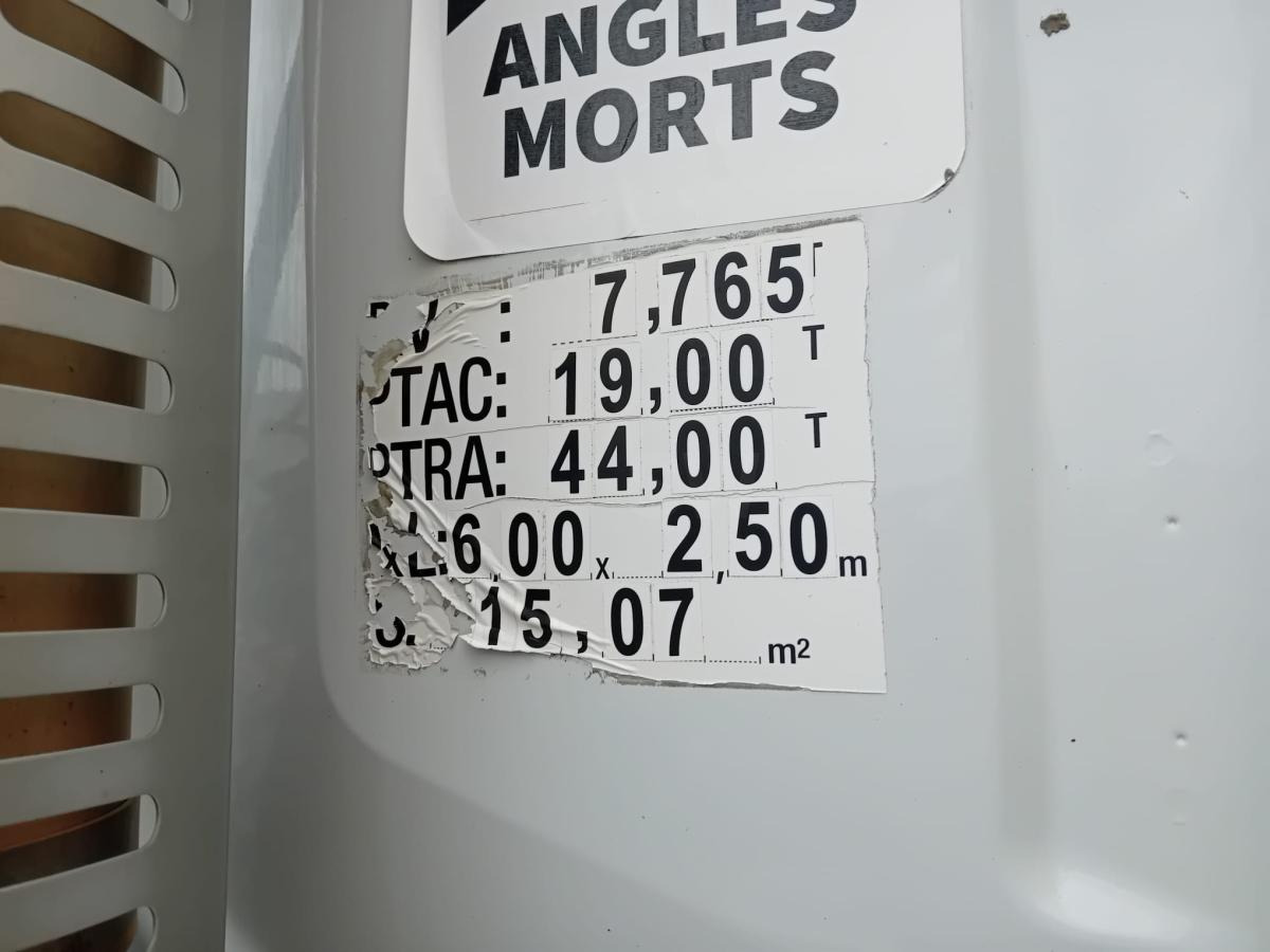 Tractor unit Renault Gamme C 430