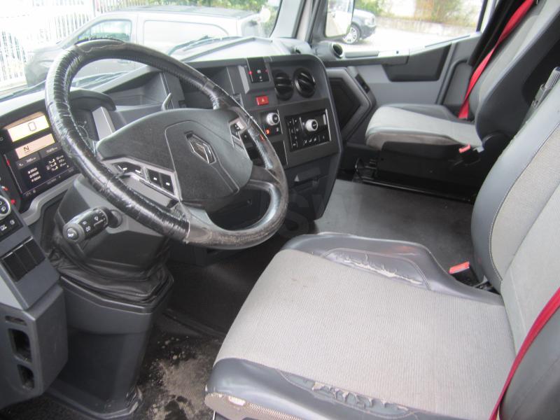 Tractor unit Renault Gamme T 440