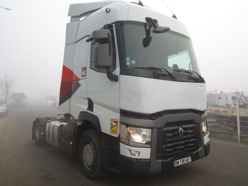 Tractor unit Renault Gamme T 460