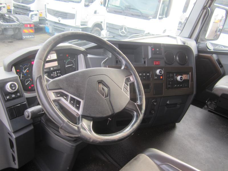 Tractor unit Renault Gamme T 460