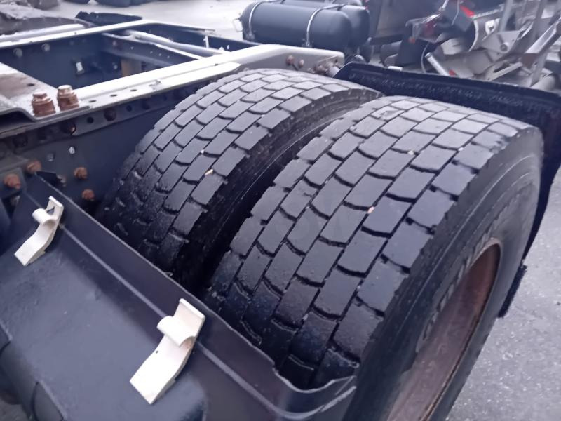 Tractor unit Renault Magnum 440 DXI