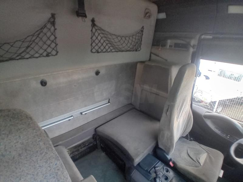 Tractor unit Renault Magnum 480 DXI