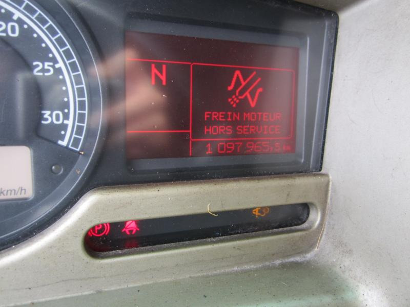 Tractor unit Renault Premium