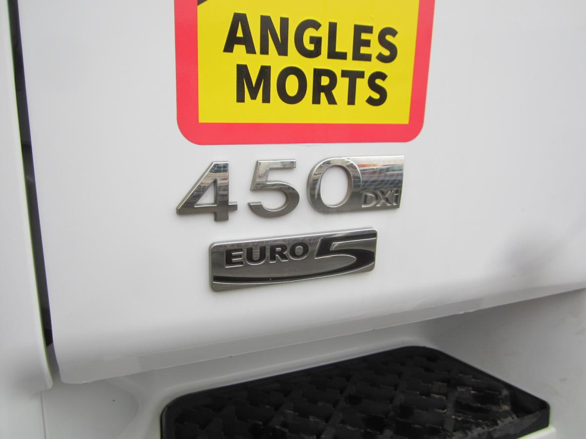 Tractor unit Renault Premium 450 DXI