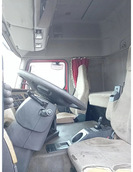 Tractor unit Renault Premium 450 dxi -