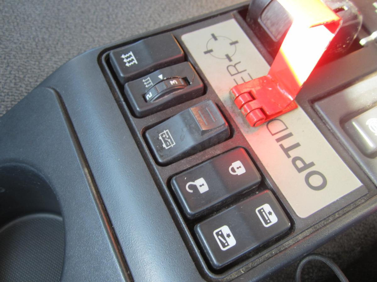 Tractor unit Renault Premium 460 DXI