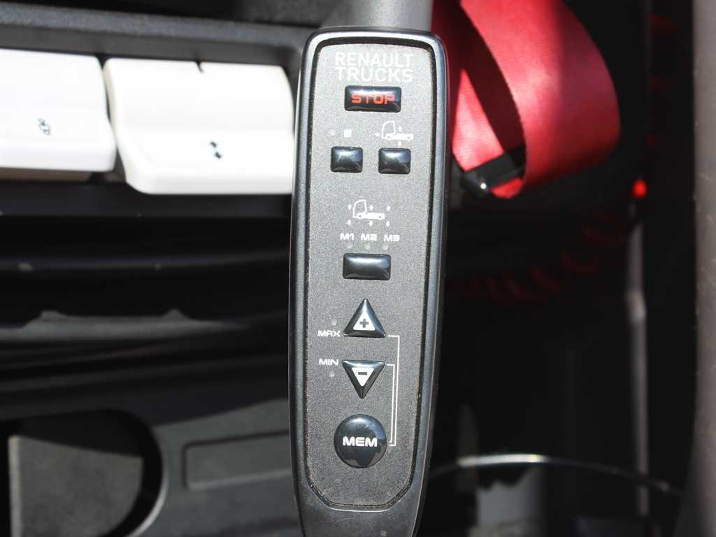 Tractor unit Renault T460, EURO 6, LOWDECK, INDEPENDENT AIR CONDITIONING