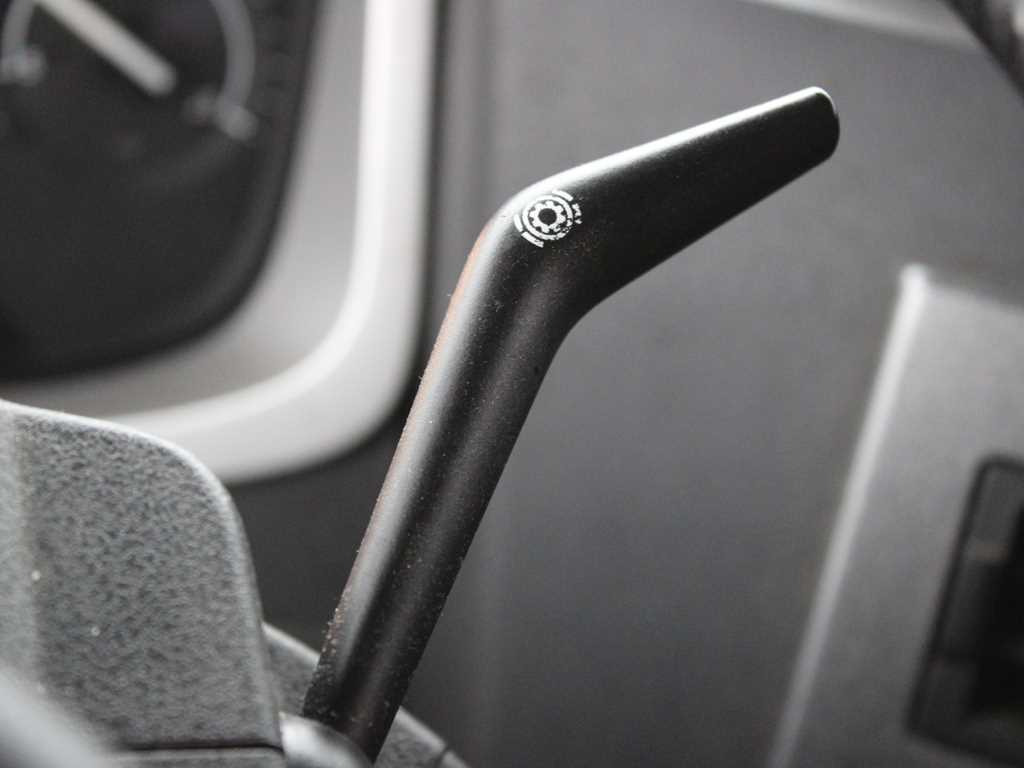 Tractor unit Renault T 460, EURO 6, LOWDECK, AIR SUSPENSION