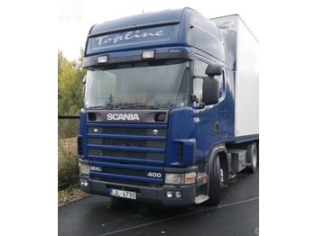 Tractor unit SCANIA 124: picture 1