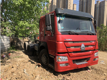 Tractor unit SINOTRUK HOWO Tractor unit