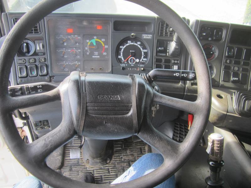 Tractor unit Scania L 124L470