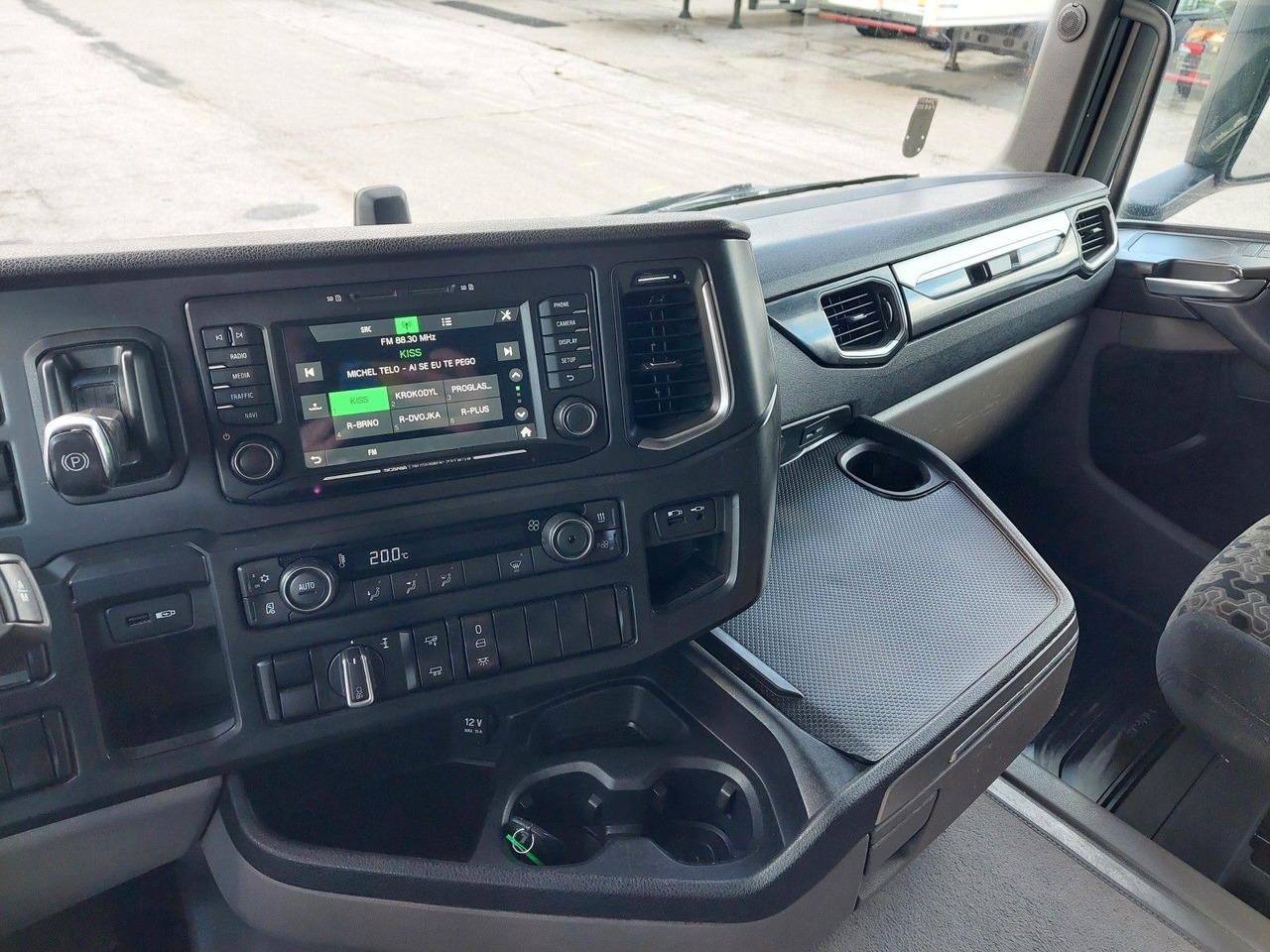 Tractor unit Scania R450 A4X2NB Luft/Luft Hydraulik