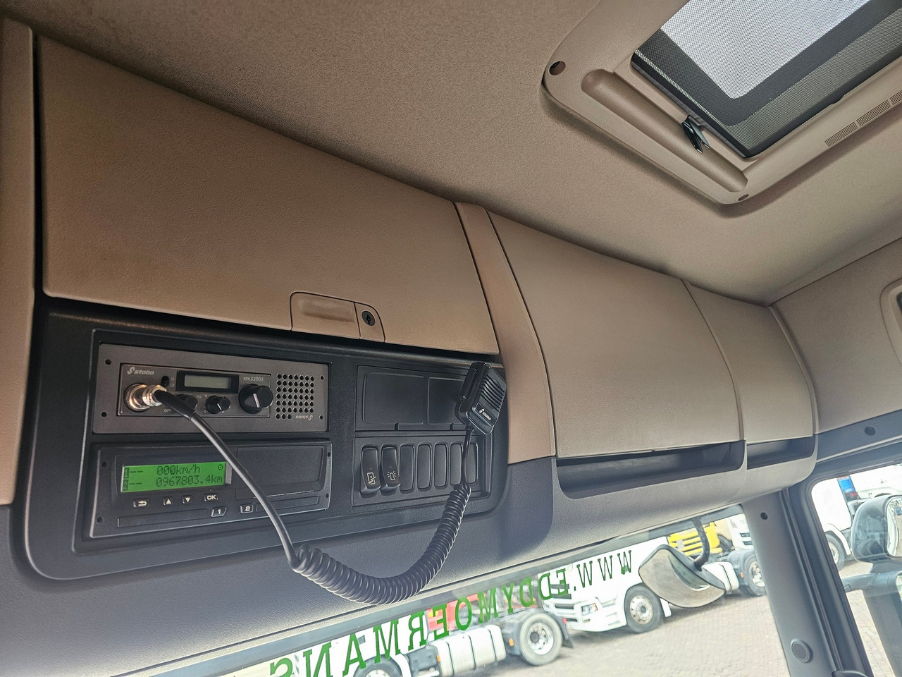 Tractor unit Scania R450 Highline