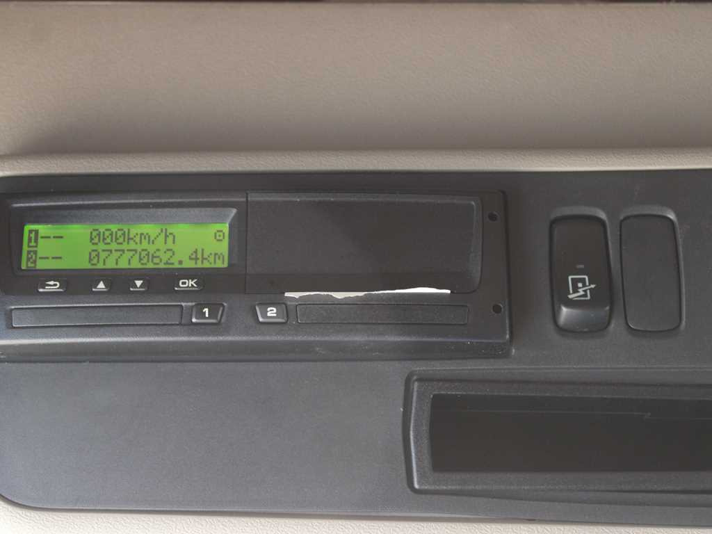 Tractor unit Scania R490, EURO 6, INDEPENDENT AIR CONDITIONING, RETARDER