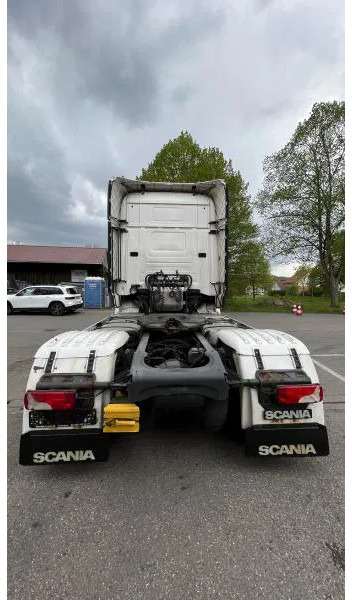 Tractor unit Scania R520 V8 Topline Standard Intarder E6