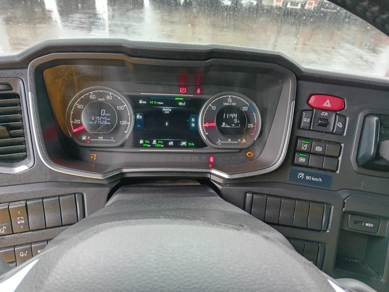 Tractor unit Scania R540