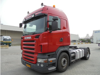 Tractor unit Scania R 400: picture 1