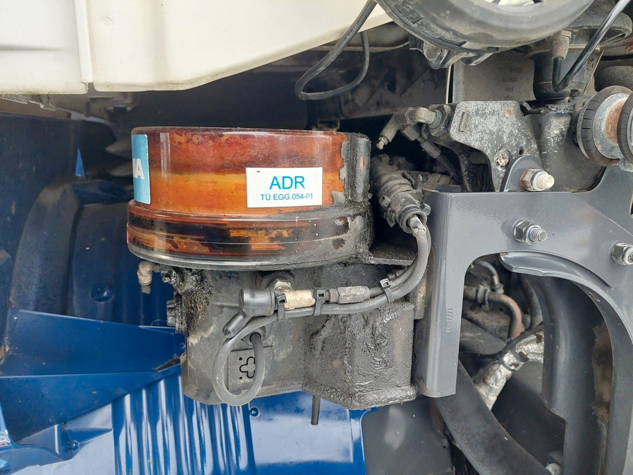 Tractor unit Scania R 440 LA6X2/4MNA