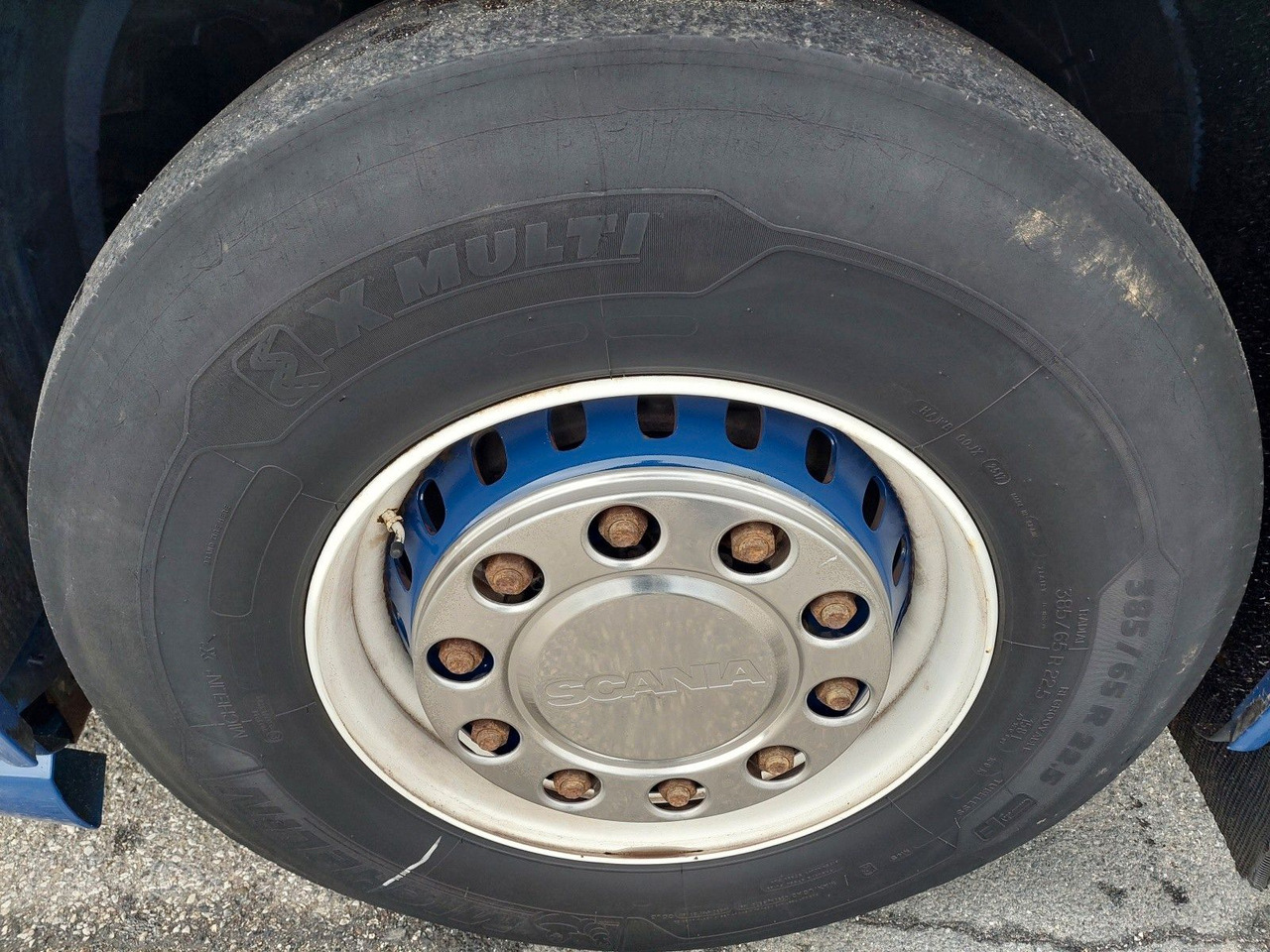 Tractor unit Scania R 440 LA6X2/4MNA