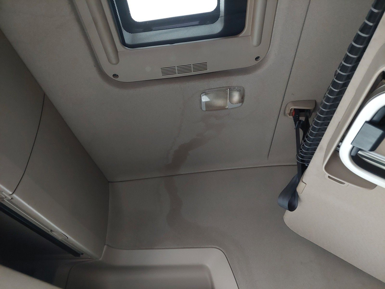 Tractor unit Scania R 440 LA6X2/4MNA