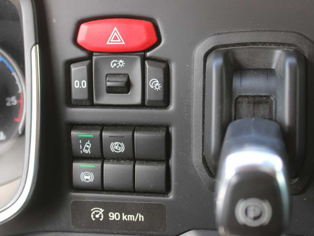 Tractor unit Scania R 450, LOWDECK, EURO 6, RETARDER, NAVIGATION