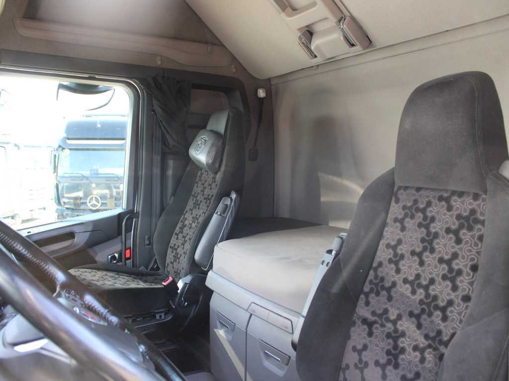 Tractor unit Scania S520, LOWDECK, RETARDER, NAVIGATION