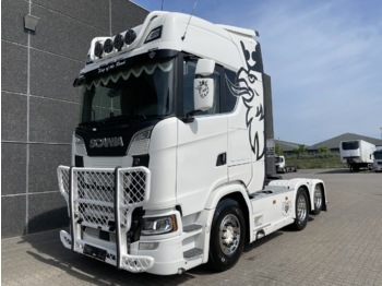 Tractor unit Scania S580 6x2-2: picture 1