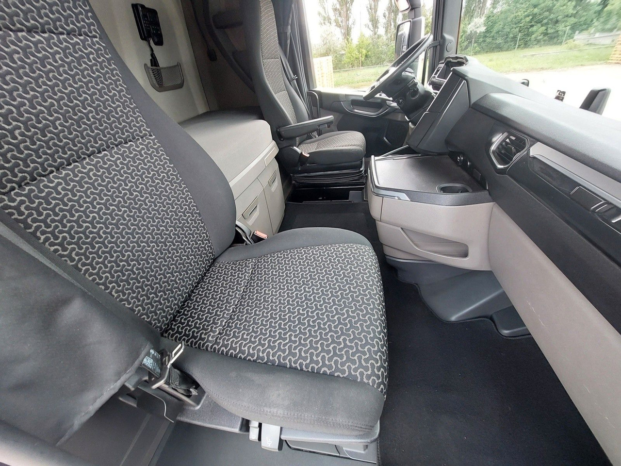 Tractor unit Scania S 500 A4x2EB
