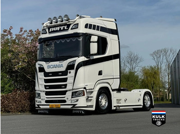 Scania S 660 Highline / Special interior / KING FULL AIR etc etc SHOW TRUCK - Tractor unit: picture 1