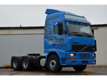 Tractor unit VOLVO FH12 420 Globetrotter 6x4 model 2002: picture 1