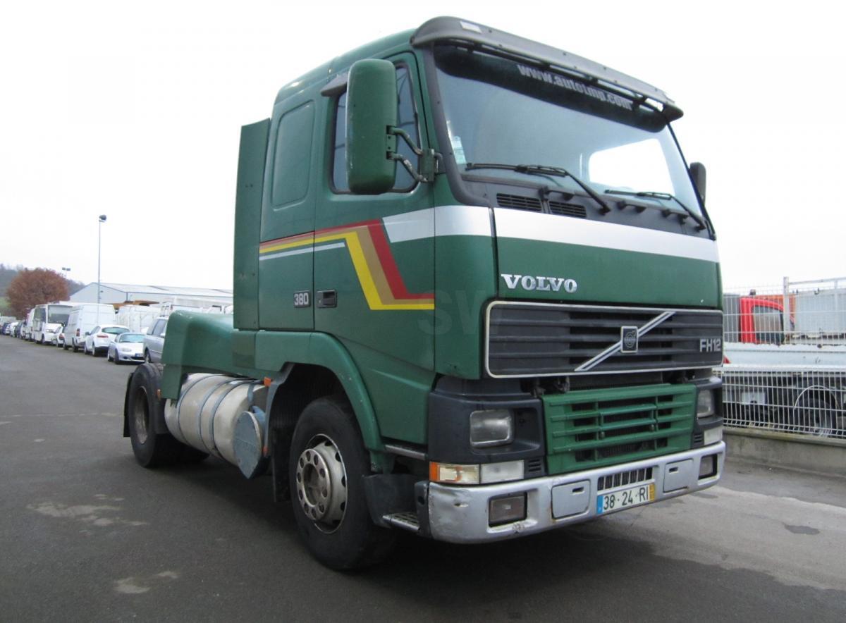 Tractor unit Volvo FH12 380