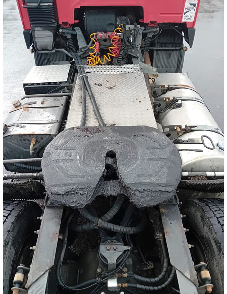 Tractor unit Volvo FH12 380