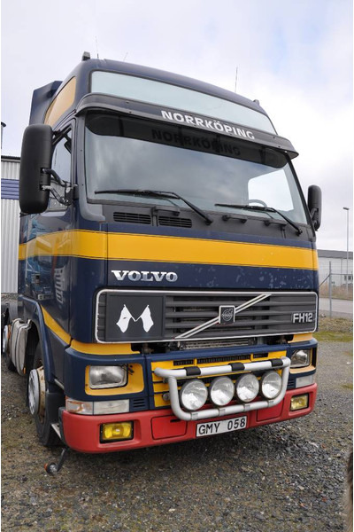 Tractor unit Volvo FH12 380 6X2