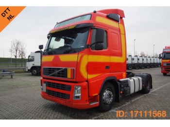 Tractor unit Volvo FH12.420 Globetrotter "ADR": picture 1