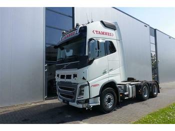 Volvo FH16.600 6X4 GLOBETROTTER XL RETARDER EURO 5 tractor unit from ...