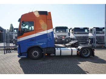 Tractor unit Volvo FH420 EURO 6 MEGA GLOBETROTTER HEFSCHOTEL / HYDRAULIC FIFTH WHEEL: picture 1