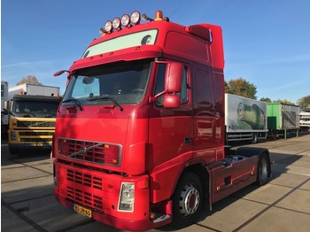 Tractor unit Volvo FH440 4X2T GlobeXL 7B XLOW: picture 1