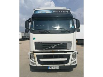 Tractor unit Volvo FH460: picture 1