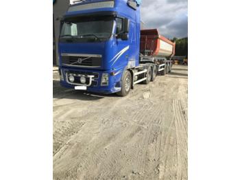 Tractor unit Volvo FH520 - SOON EXPECTED - 6X4 HUB REDUCTION HYDRAU: picture 1